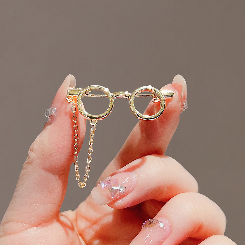 Spilla creativa in metallo a f - Sunglass Retainer Cord recensione e prezzo